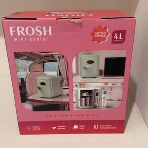 Frosh Mini Fridge - Light Green